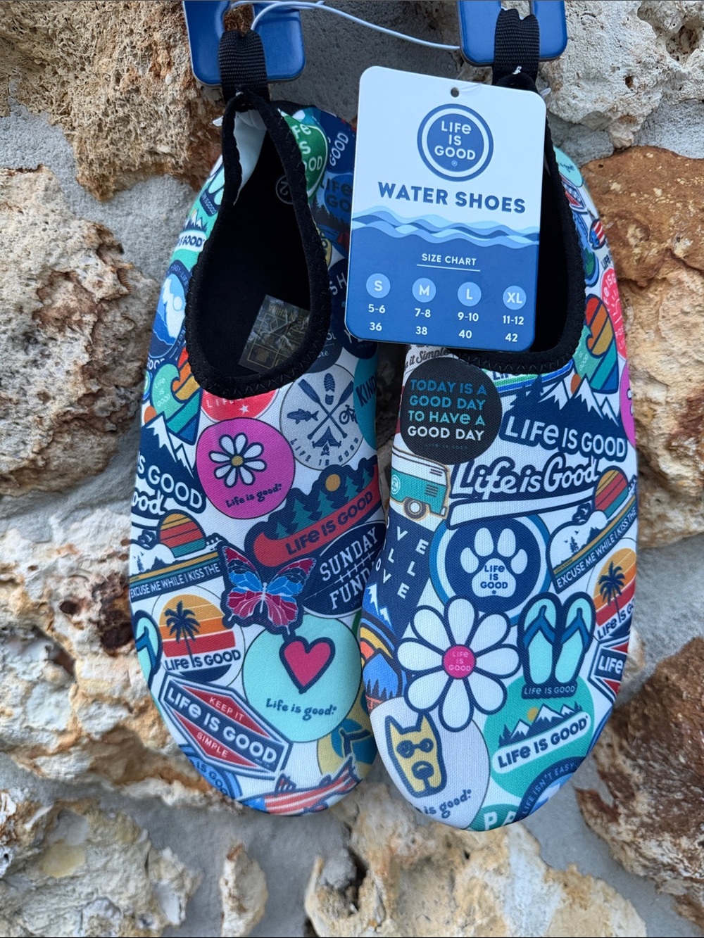 Life is good water shoes / water socks